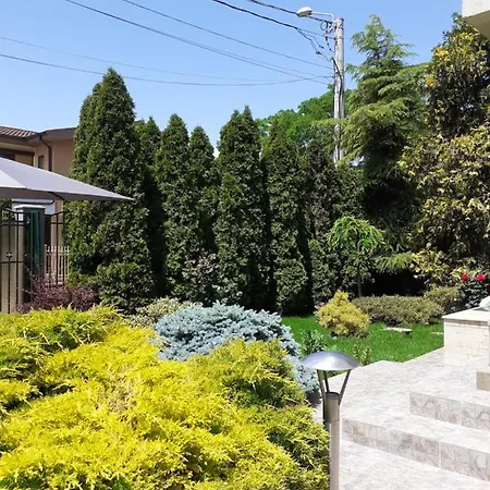 別荘 Green House *